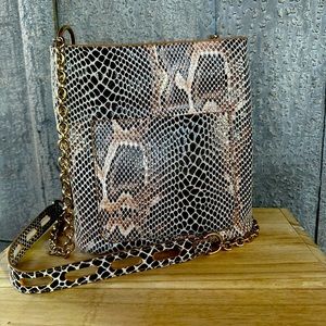 Gorgeous Snake Print Crossbody Bag